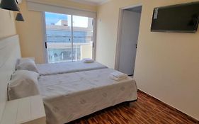 Peter Hotel